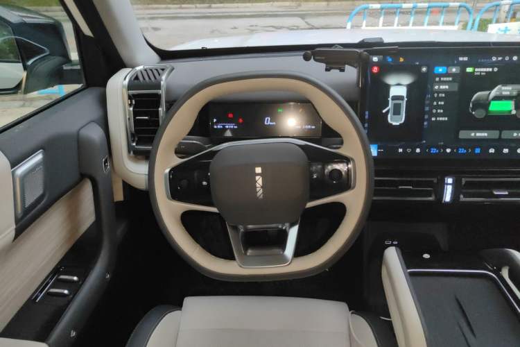 Used iCAR 03 2024 501km Two-Wheel Drive Long-Range Version Steering Wheel