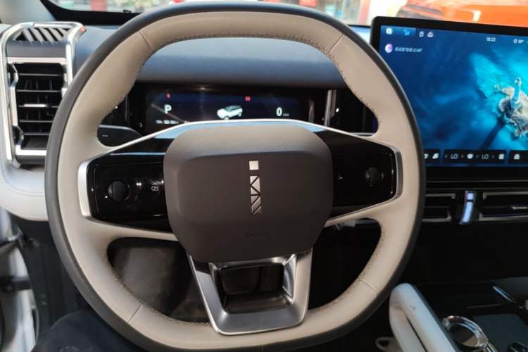 Used iCAR 03 2024 501km Four-wheel Drive Long-Range Advanced Version Steering Wheel
