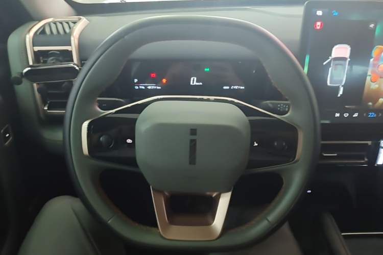 Used iCAR 03 2024 501km Two-Wheel Drive Long-Range Version Steering Wheel