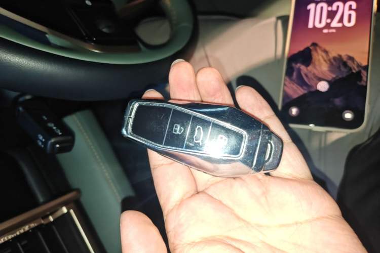 Used iCAR 03 2024 472km Four-Wheel Drive Long-Range Version Vehicle Key