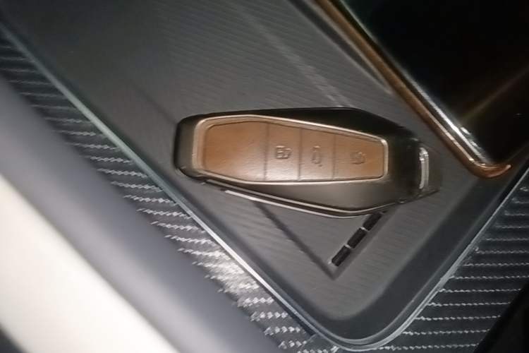 Used iCAR 03 2024 501km Two-Wheel Drive Long-Range Version Vehicle Key