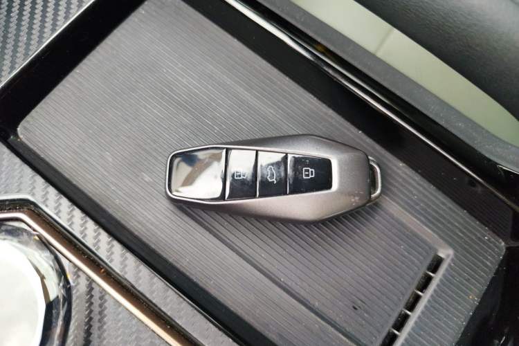 Used iCAR 03 2024 472km Four-Wheel Drive Long-Range Version Vehicle Key