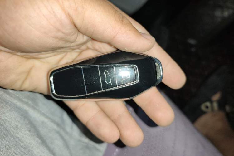 Used iCAR 03 2024 472km Four-Wheel Drive Long-Range Version Vehicle Key