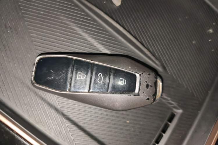 Used iCAR 03 2024 401km Two-Wheel Drive Standard Advanced Version Vehicle Key
