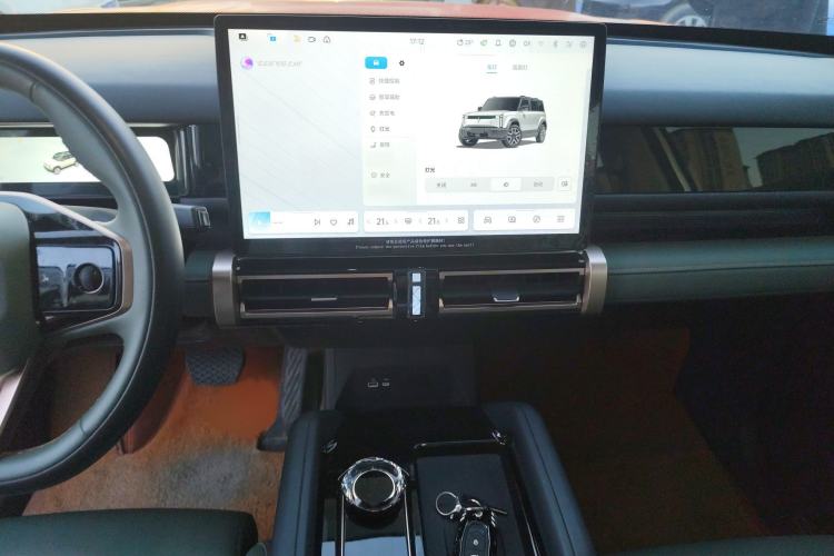 Used iCAR 03 2024 501km Four-wheel Drive Long-range Intelligent Driving Edition Audio And AC Panel