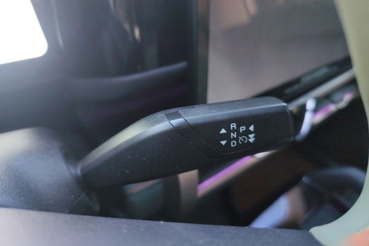 Used iCAR 03 2024 501km Four-wheel Drive Long-range Intelligent Driving Edition Gear Lever