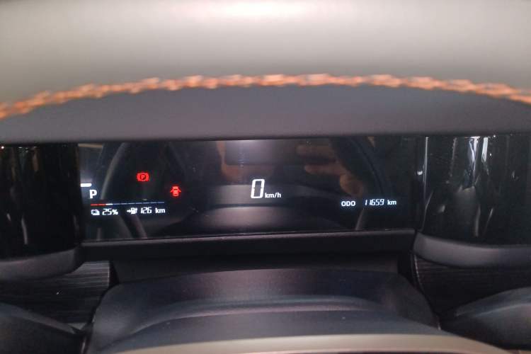Used iCAR 03 2024 501km Two-Wheel Drive Long-Range Version Instrument Cluster