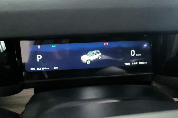 Used iCAR 03 2024 472km Four-Wheel Drive Long-Range Smart Enjoyment Version Instrument Cluster
