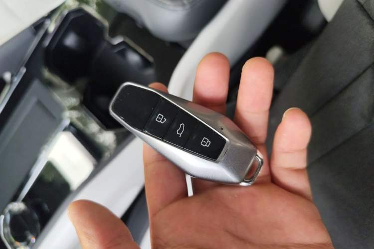 Used iCAR 03 2024 501km Four-wheel Drive Long-range Intelligent Driving Edition Interior 1