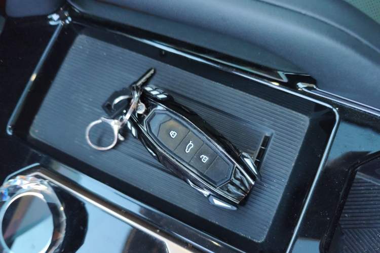 Used iCAR 03 2024 501km Four-wheel Drive Long-range Intelligent Driving Edition Interior 1