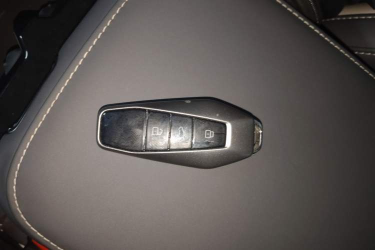 Used iCAR 03 2024 501km Four-wheel Drive Long-range Intelligent Driving Edition Interior 1