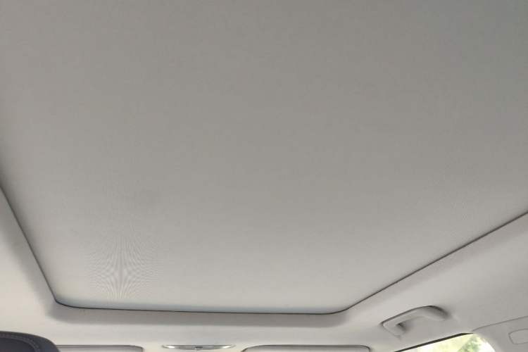 Used iCAR 03 2024 501km Four-wheel Drive Long-range Intelligent Driving Edition Interior 9