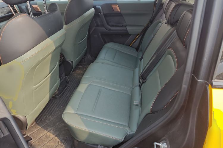 Used iCAR 03 2024 501km Two-Wheel Drive Long-Range Version Left Rear Seat