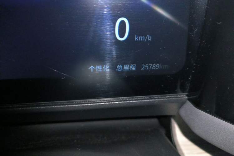 Used iCAR 03 2024 472km Four-Wheel Drive Long-Range Smart Enjoyment Version Odometer Close Up