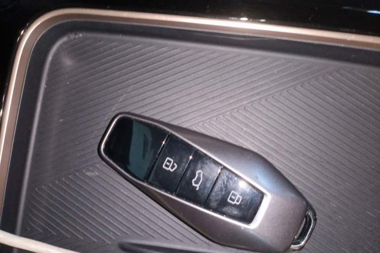Used iCAR 03 2024 501km Two-Wheel Drive Long-Range Version Vehicle Key