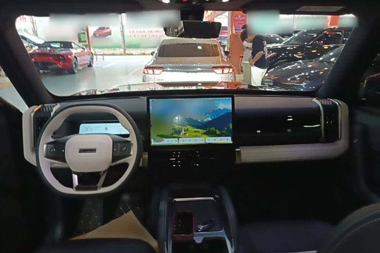 Used iCAR 03T 2024 520km Two-Wheel Drive Long-Range Version Center Console