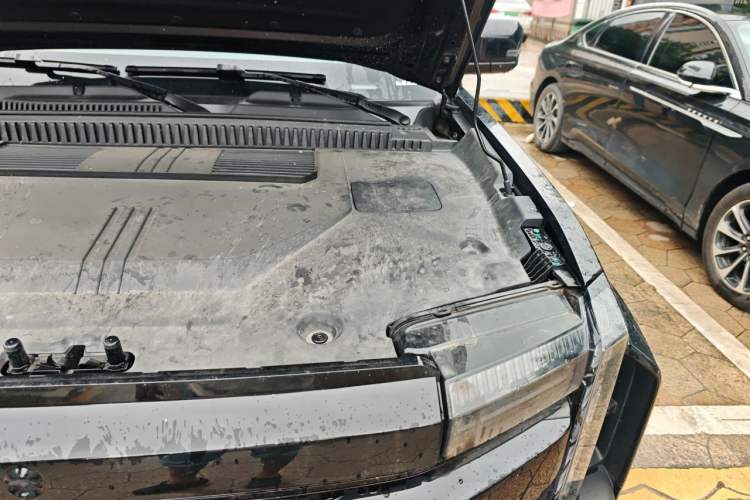 Used iCAR 03T 2024 501km Four-wheel Drive Long-Range Version Engine Bay Left