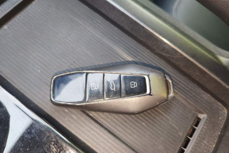 Used iCAR 03T 2024 501km Four-wheel Drive Long-Range Version Interior 1