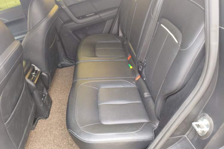 Used iCAR 03T 2024 501km Four-wheel Drive Long-Range Version Left Rear Seat