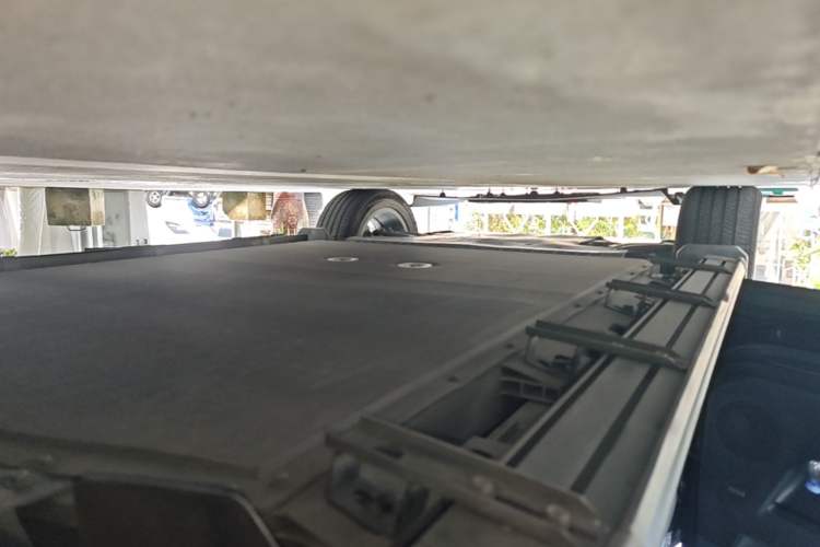 Used iCAR 03T 2024 501km Four-wheel Drive Long-Range Version Left Side Sill