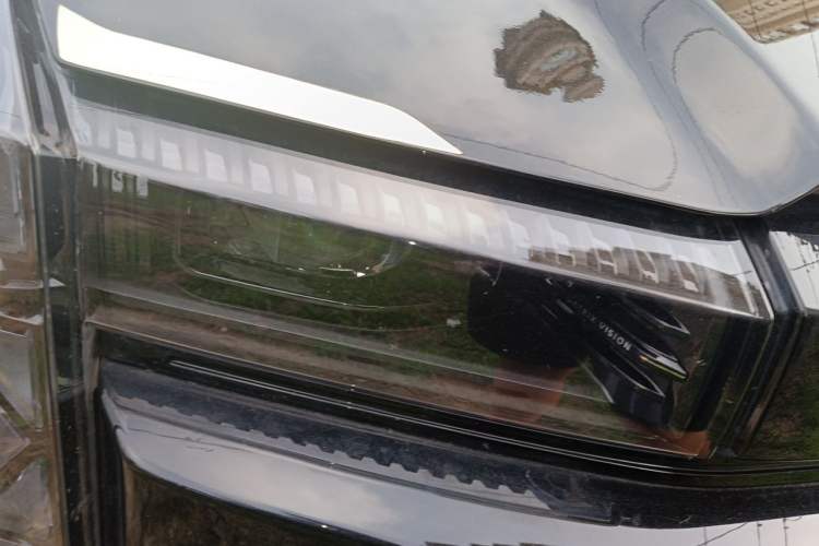 Used iCAR 03T 2024 501km Four-wheel Drive Long-Range Version Right Front Headlight