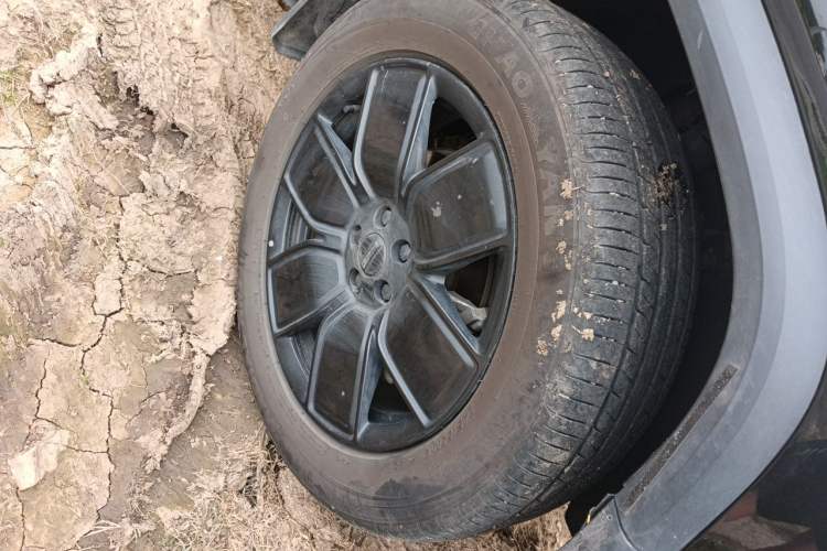 Used iCAR 03T 2024 501km Four-wheel Drive Long-Range Version Right Front Wheel Hub
