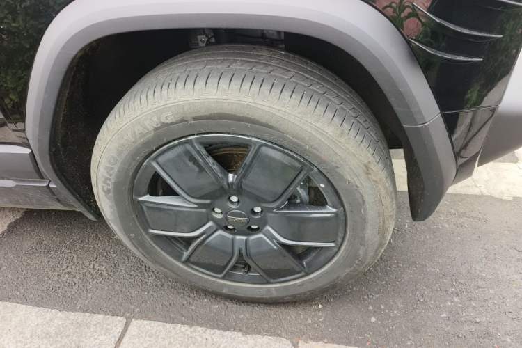 Used iCAR 03T 2024 520km Two-Wheel Drive Long-Range Version Right Front Wheel Hub