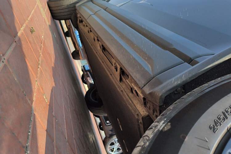 Used iCAR 03T 2024 501km Four-wheel Drive Long-Range Version Right Side Sill