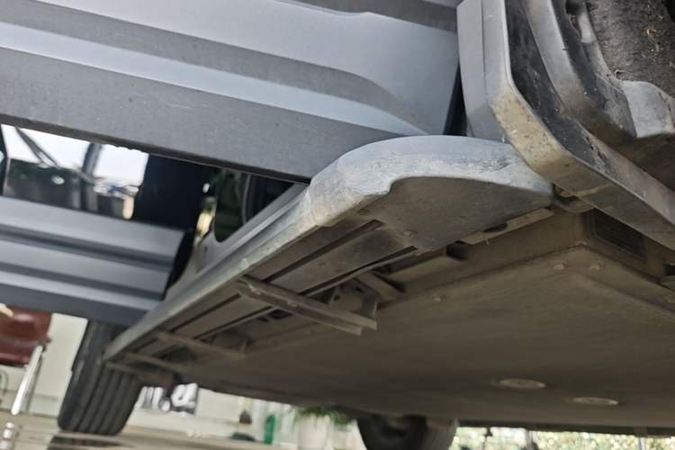Used iCAR 03T 2024 501km Four-wheel Drive Long-Range Version Right Side Sill