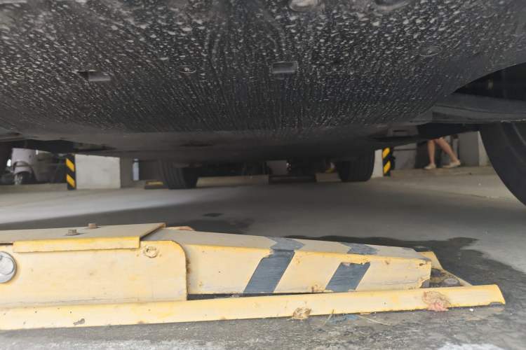 Used iCAR 03T 2024 520km Two-Wheel Drive Long-Range Version Chassis Front