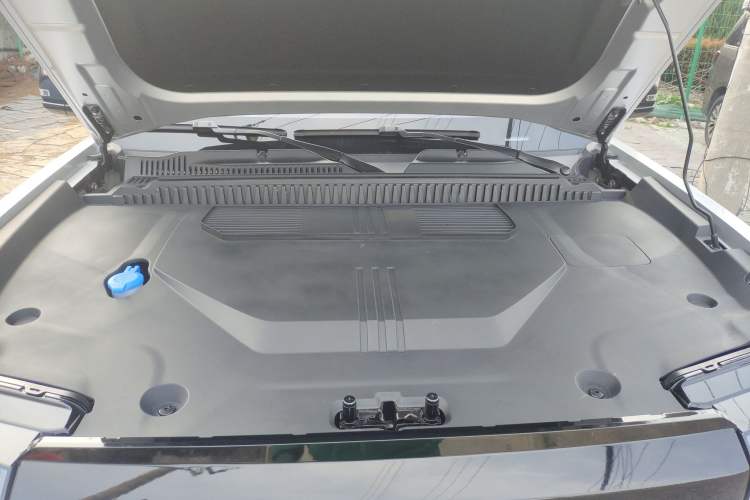Used iCAR 03T 2024 520km Two-Wheel Drive Long-Range Version Engine Bay