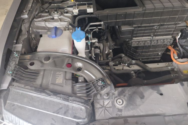 Used iCAR 03T 2024 520km Two-Wheel Drive Long-Range Version Engine Bay Right