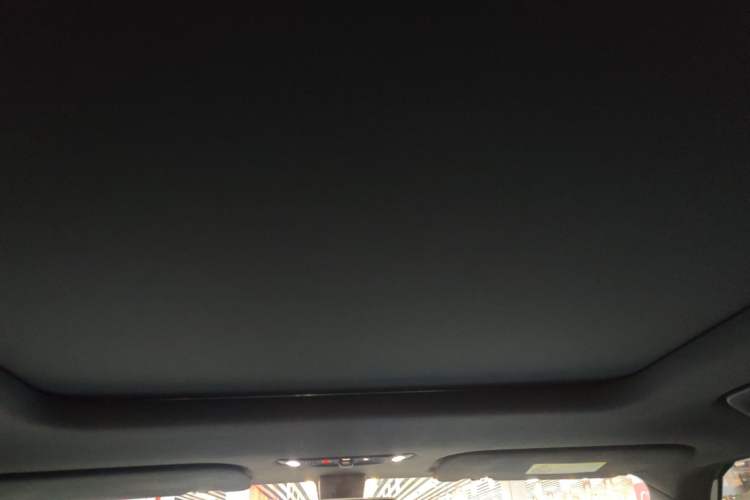 Used iCAR 03T 2024 520km Two-Wheel Drive Long-Range Version Headliner