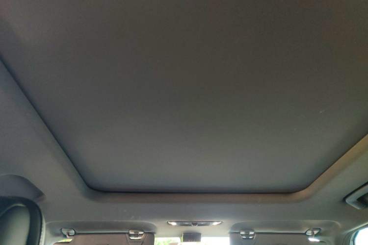 Used iCAR 03T 2024 501km Four-wheel Drive Long-Range Version Headliner