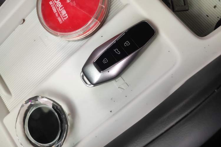 Used iCAR 03T 2024 501km Four-wheel Drive Long-Range Version Interior 1