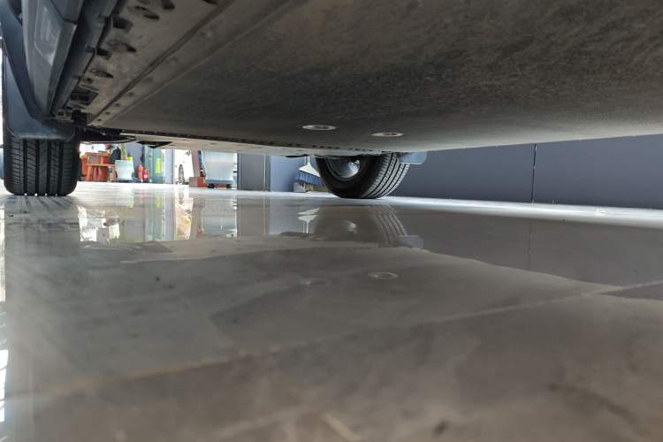 Used iCAR 03T 2024 501km Four-wheel Drive Long-Range Version Left Side Sill