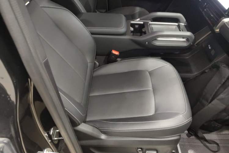 Used iCAR 03T 2024 520km Two-Wheel Drive Long-Range Version Right Front Seat
