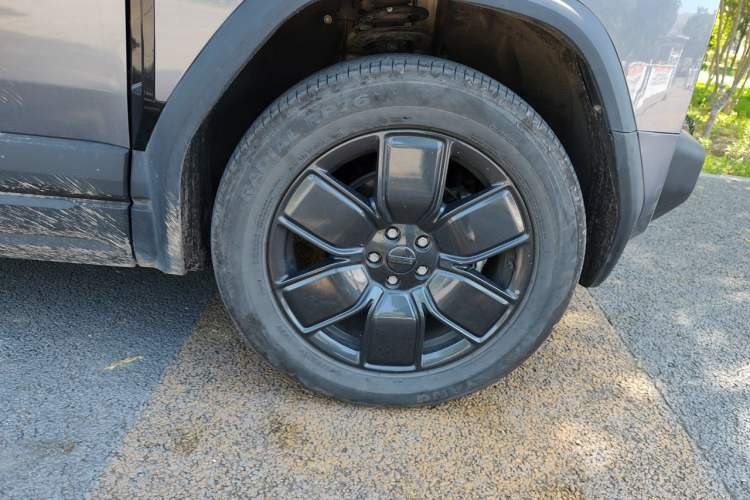 Used iCAR 03T 2024 501km Four-wheel Drive Long-Range Version Right Front Wheel Hub