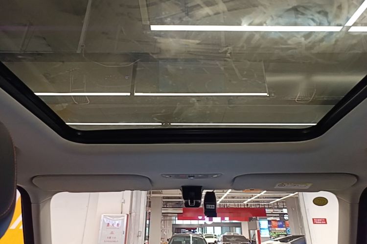 Used iCAR 03T 2024 520km Two-Wheel Drive Long-Range Version Headliner