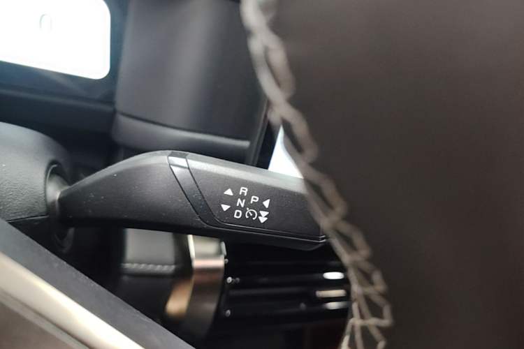 Used iCAR 03T 2024 501km Four-wheel Drive Long-Range Version Gear Lever