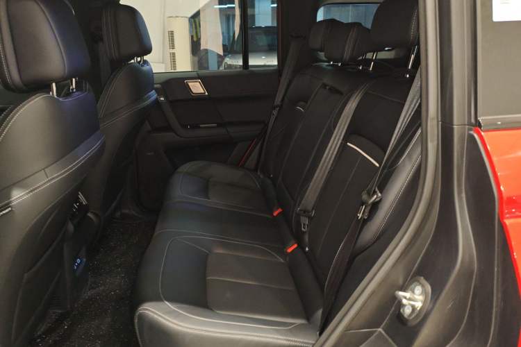 Used iCAR 03T 2024 501km Four-wheel Drive Long-Range Version Left Rear Seat