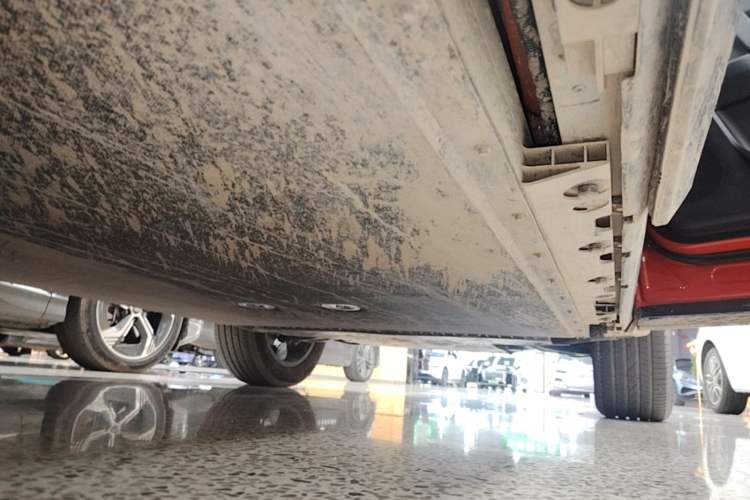 Used iCAR 03T 2024 501km Four-wheel Drive Long-Range Version Right Side Sill