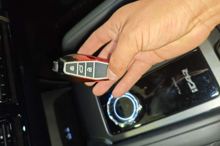 Used iCAR 03T 2024 501km Four-wheel Drive Long-Range Version Vehicle Key