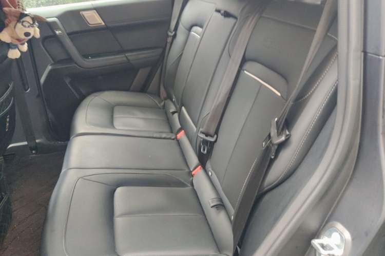 Used iCAR 03T 2024 501km Four-wheel Drive Long-Range Version Left Rear Seat