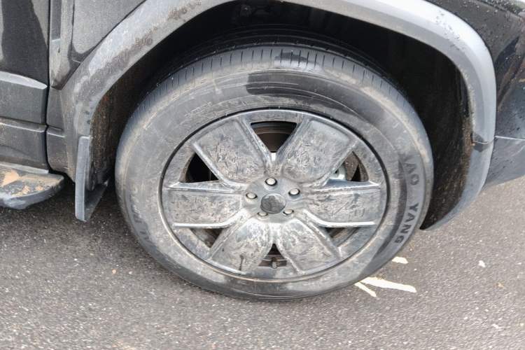 Used iCAR 03T 2024 501km Four-wheel Drive Long-Range Version Right Front Wheel Hub