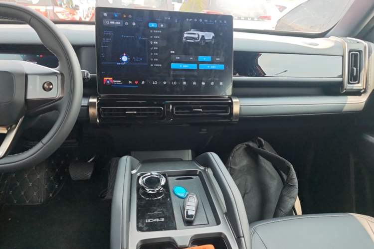 Used iCAR 03T 2024 501km Four-wheel Drive Long-Range Version Audio And AC Panel