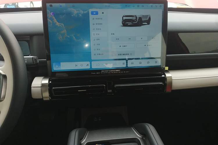 Used iCAR 03T 2024 501km Four-wheel Drive Long-Range Version Audio And AC Panel