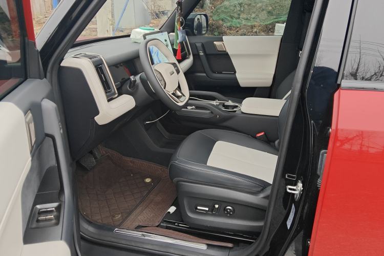 Used iCAR 03T 2024 501km Four-wheel Drive Long-Range Version Driver Seat