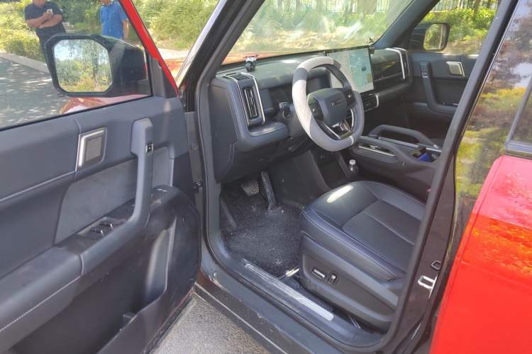 Used iCAR 03T 2024 501km Four-wheel Drive Long-Range Version Driver Seat