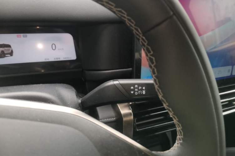 Used iCAR 03T 2024 501km Four-wheel Drive Long-Range Version Gear Lever